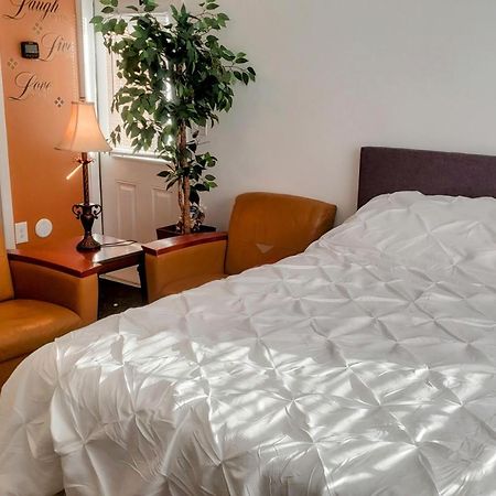 Stylish Suite Tampa Minutes To Hard Rock Casino Mango Luaran gambar