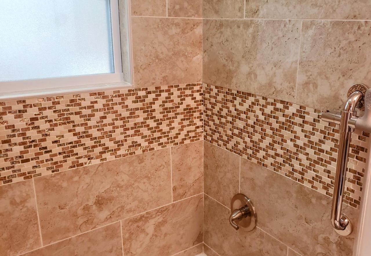 Stylish Suite Tampa Minutes To Hard Rock Casino Mango Luaran gambar