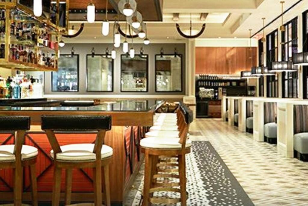 Stylish Suite Tampa Minutes To Hard Rock Casino Mango Luaran gambar